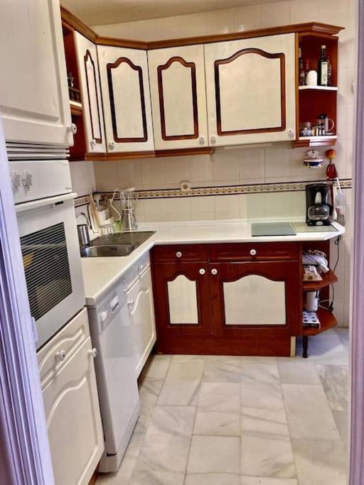 מיחאס 2Br+1Bthr Precioso Apartamento Con Vistas Al Mar מראה חיצוני תמונה